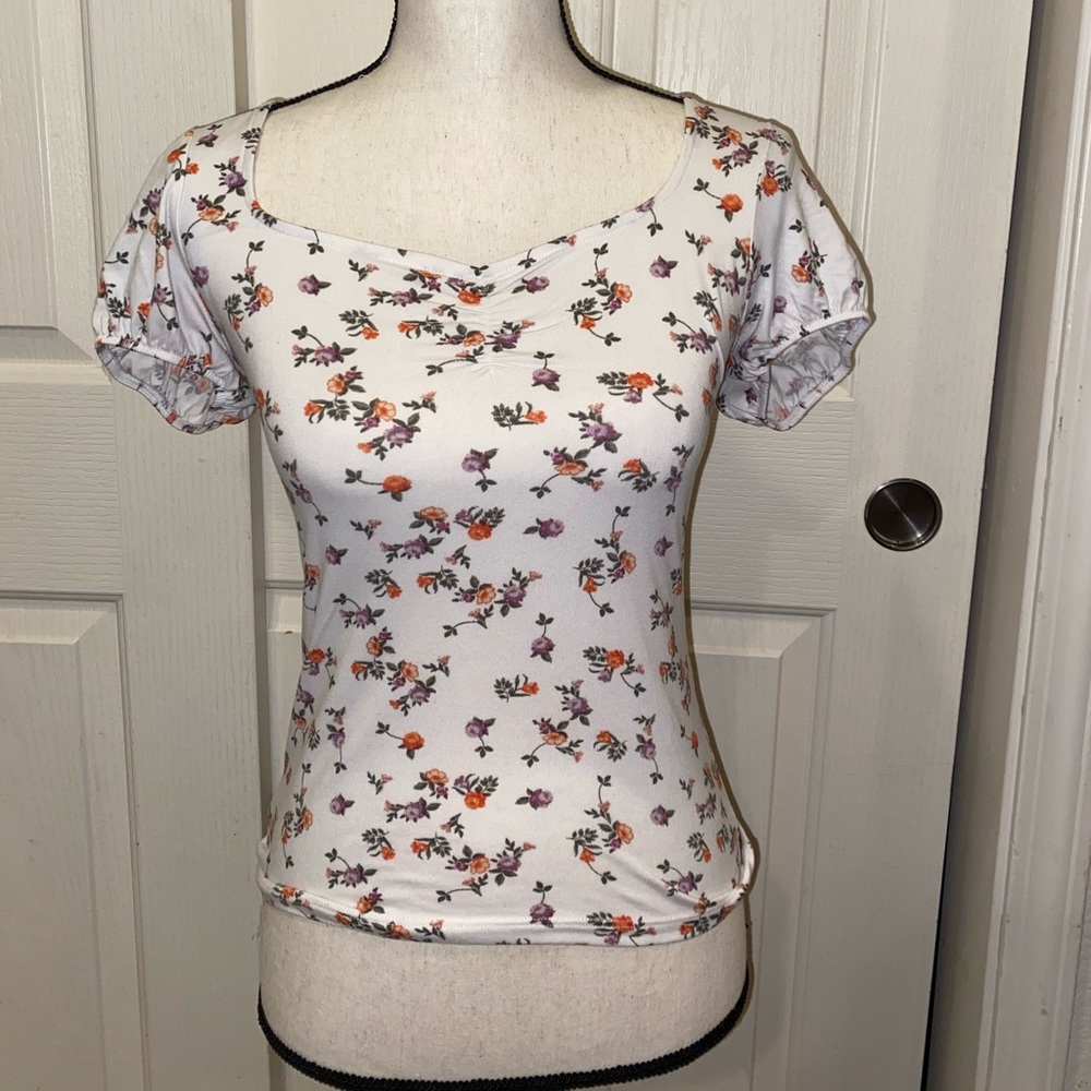 Rue 21 flowered tee